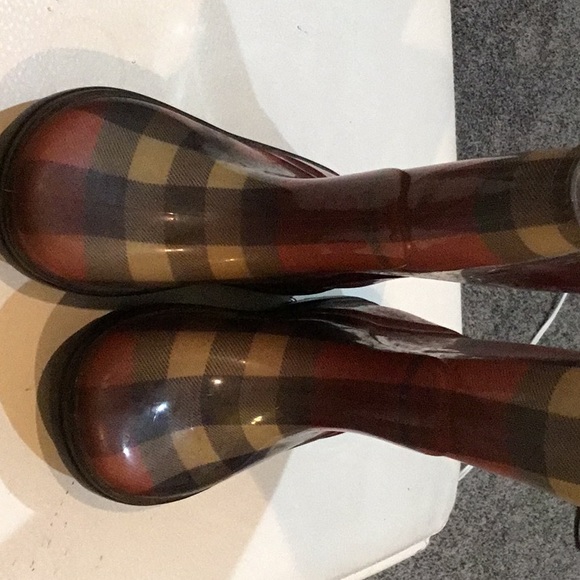 Burberry Other - Kid Burberry rain boots 11/12